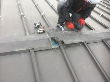 雨漏り棟取り外し