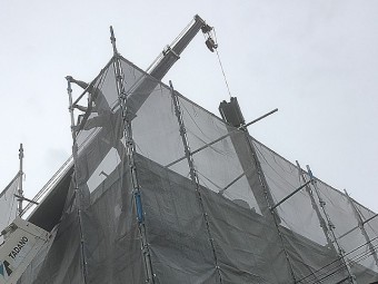 雨漏りクレーン