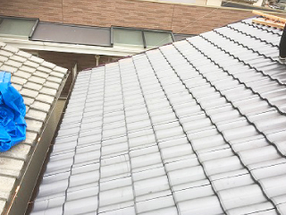 施工後の美しいグレーの瓦屋根