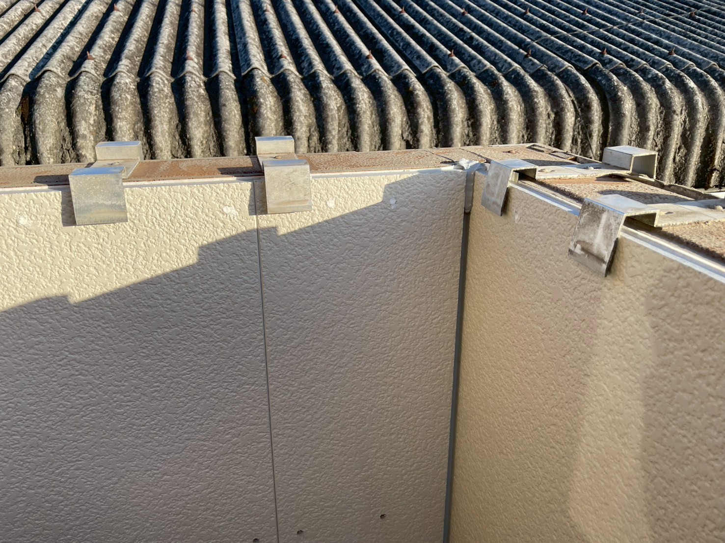 入隅のコーキング処理