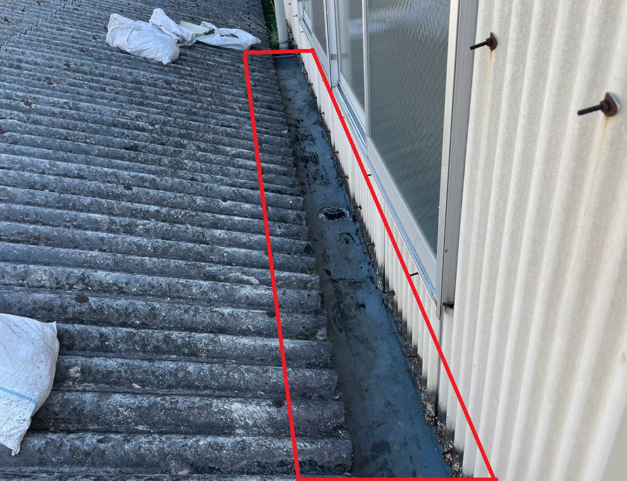 清掃後の谷樋